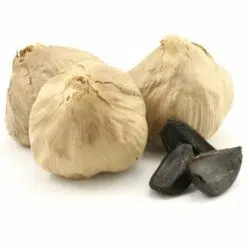 Zwarte-knoflook-of-black-garlic